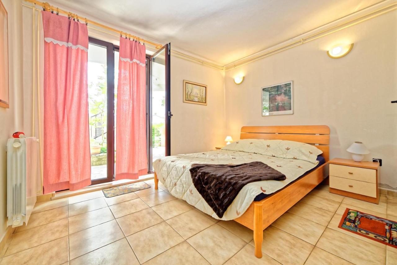 Guest House Jolanda Медулин Екстер'єр фото