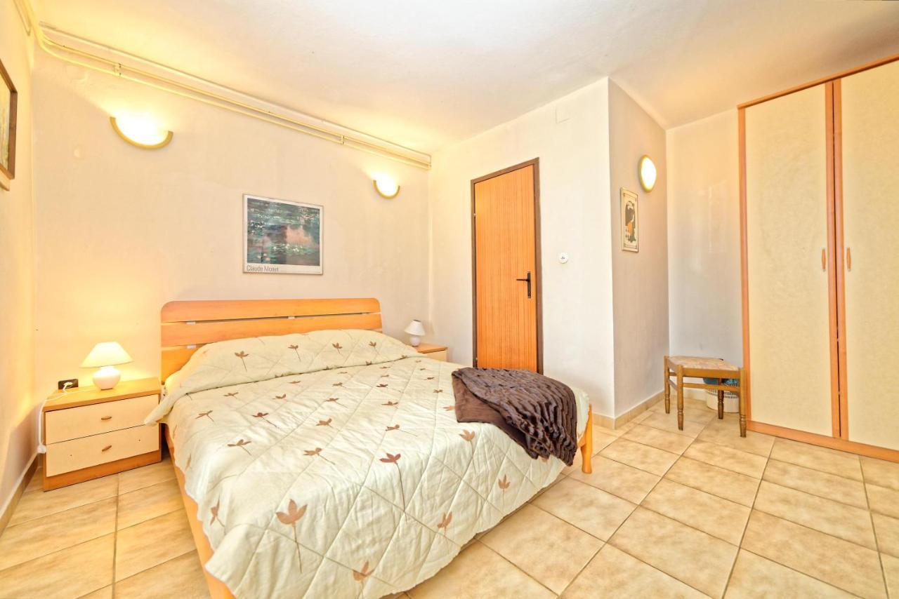 Guest House Jolanda Медулин Екстер'єр фото