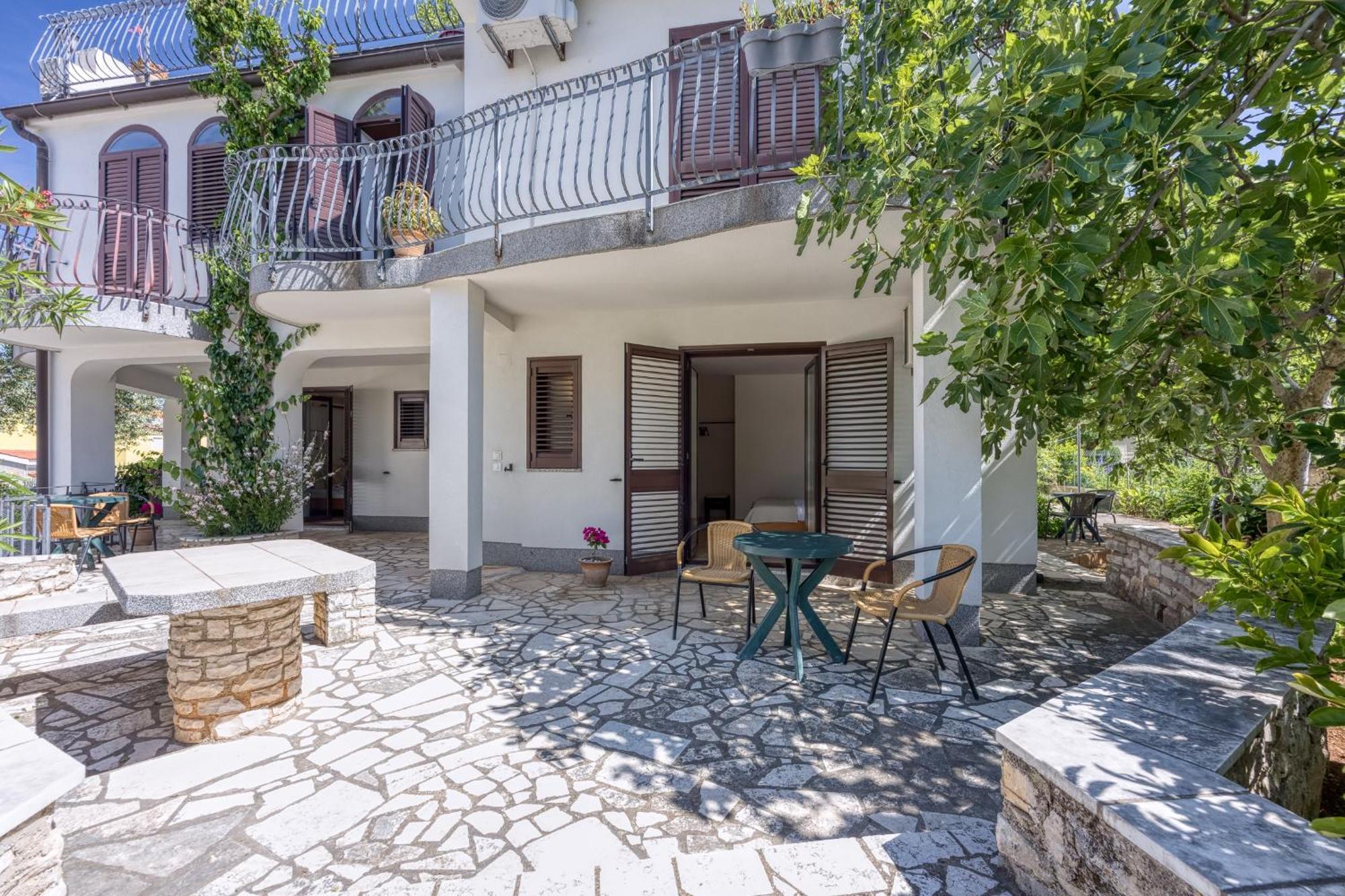 Guest House Jolanda Медулин Екстер'єр фото